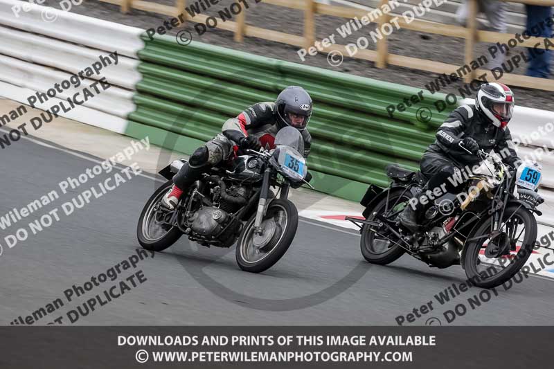 Vintage motorcycle club;eventdigitalimages;mallory park;mallory park trackday photographs;no limits trackdays;peter wileman photography;trackday digital images;trackday photos;vmcc festival 1000 bikes photographs